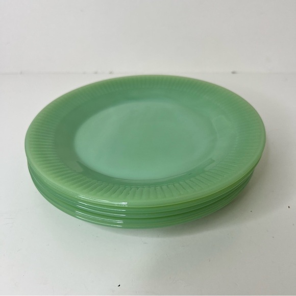 Vintage Fire King Jadeite Green Oven Ware 7 3/4" Round Glass Saucer Plat… - Picture 2 of 6